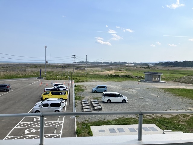 E06F6BAE-0BA5-43F9-8961-8B2C6531ACDA