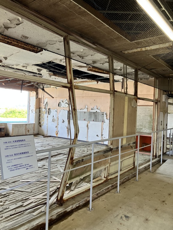 4202B2DA-5B1C-429B-B169-B66F774ED6F3