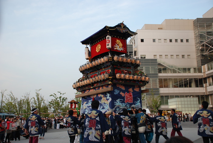四国の祭り 愛媛県西条市 錦町だんじり サンポート高松にて 10 5 8 すう写真館 四国の祭り 愛媛県西条市 錦町だんじり サンポート高松にて 10 5 8 すう写真館