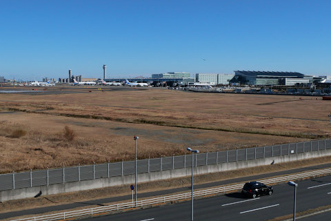 イノベーションシティからの空港