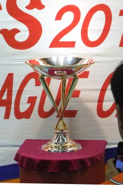 セ優勝トロフィー