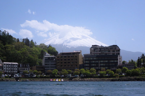 湖上からの富士