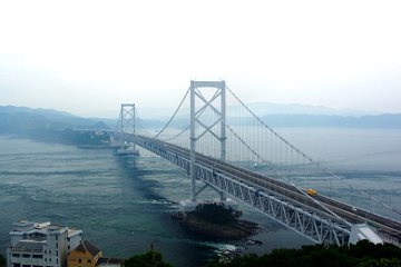 大鳴門橋