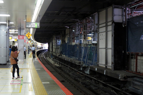 渋谷1番線