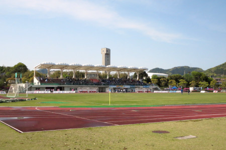 スタジアム:鴨川