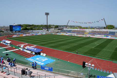 スタジアム：ソユー