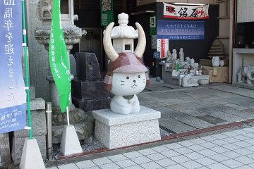 ひこにゃん石像