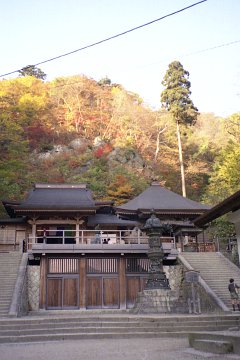 奥の院