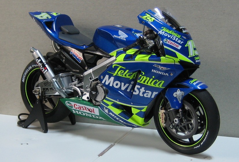 絶版 イタレリ 1/6 テレフォニカ・モビスター・ホンダ RC211V