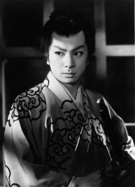 銀幕を熱く輝かせた男たち《日本・大映篇》①～勝新太郎 : 暗闇の中に