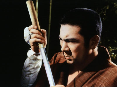 銀幕を熱く輝かせた男たち《日本・大映篇》①～勝新太郎 : 暗闇の中に