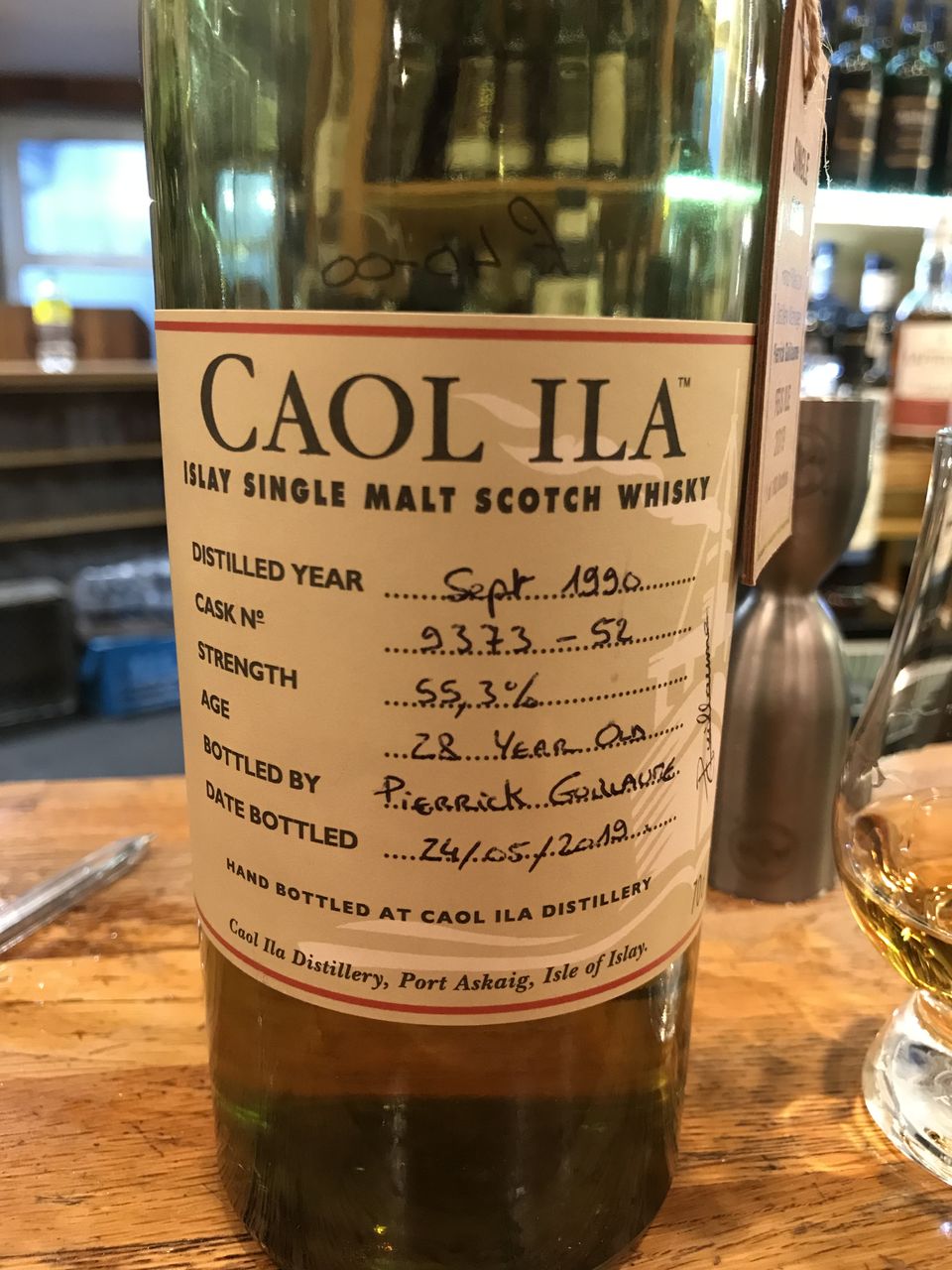 Caol Ila 28yo 1990 - 2019, Hand Filled, Feis Ile 2019 Caol Ila 28yo 1990 - 2019, Hand Filled, Feis Ile 2019