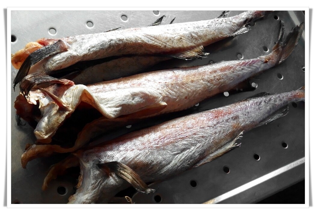 Mikiちゃんと 爺々の料理手帳 : 棒鱈の煮付け