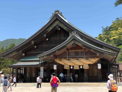 F99585A0-1AD2-40B8-A8F9-C462D4FCB6B4