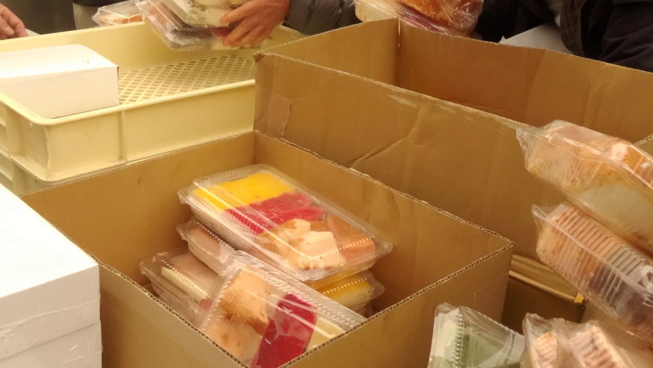 工場直売アウトレット サンマルセン 鎌ヶ谷工場 千葉県 鎌ヶ谷市 前編 初訪問 17年3月31日 金 おいしいケーキのアウトレットセールに行ってきました 白くまデラックス
