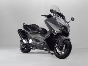 Yamaha_TMax_ABS_2012a_14