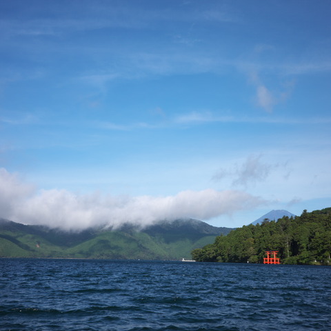 R0000686