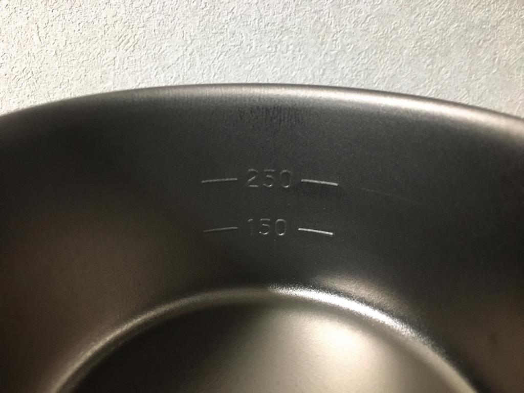 カップヌードルが食べられる超軽量クッカー エバニュー チタンカップ400fd Muti Dish 雪 カップヌードルが食べられる超軽量クッカー エバニュー チタンカップ400fd Muti Dish 雪