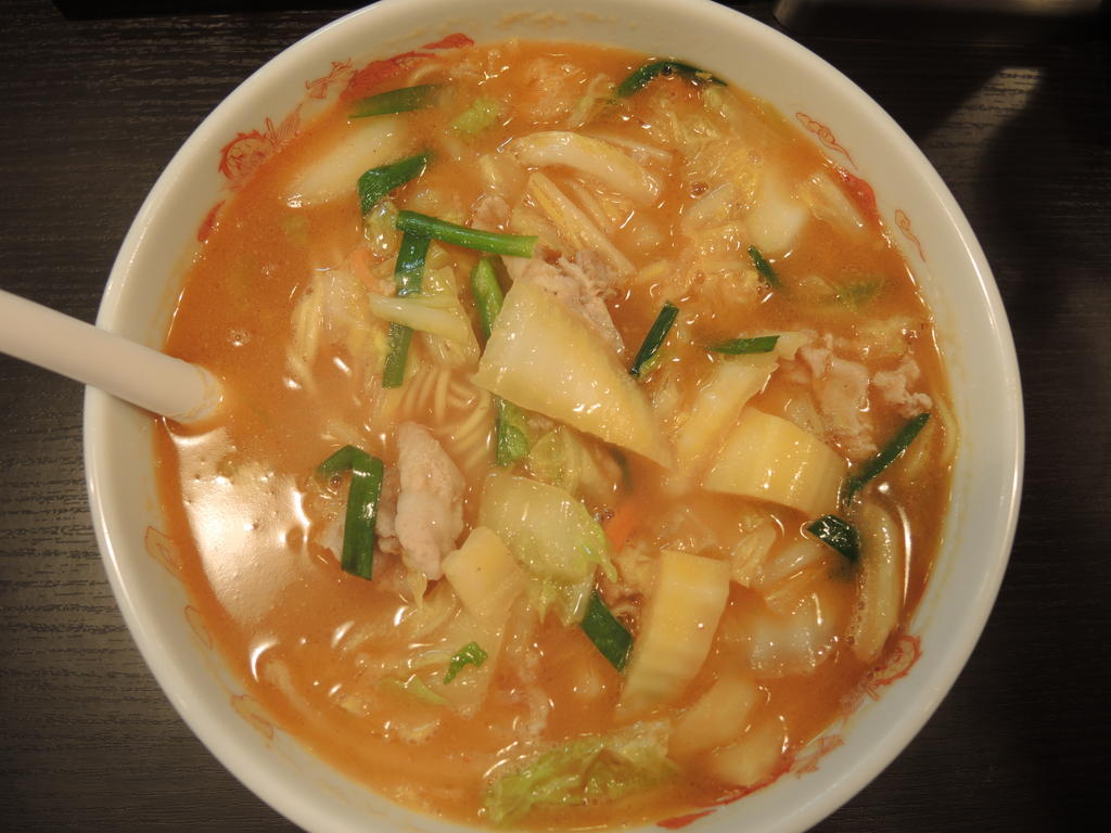 天スタ 高田馬場 天理ラーメンの雄が東京進出 野菜たっぷりで美味い 雪