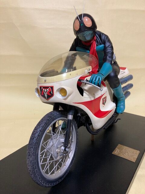 モデルレビュー第38弾】レインボー造型企画 1/5 仮面ライダー旧1