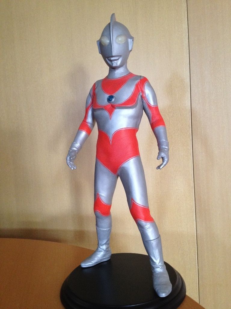 ファルシオン 帰ってきたウルトラマン フィギュア」＆「京商