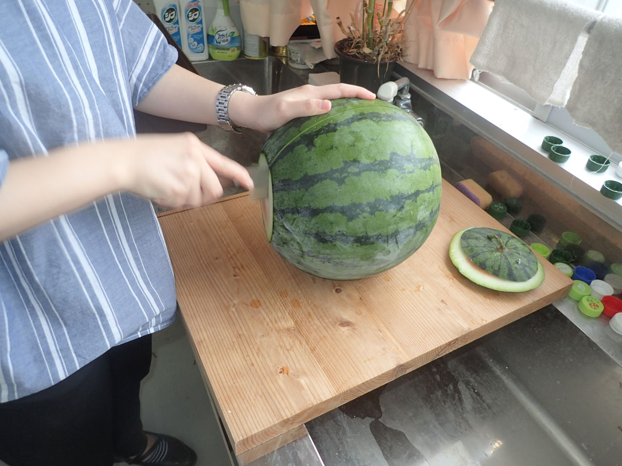 スイカの切り方 体験工房 じゃが 丸