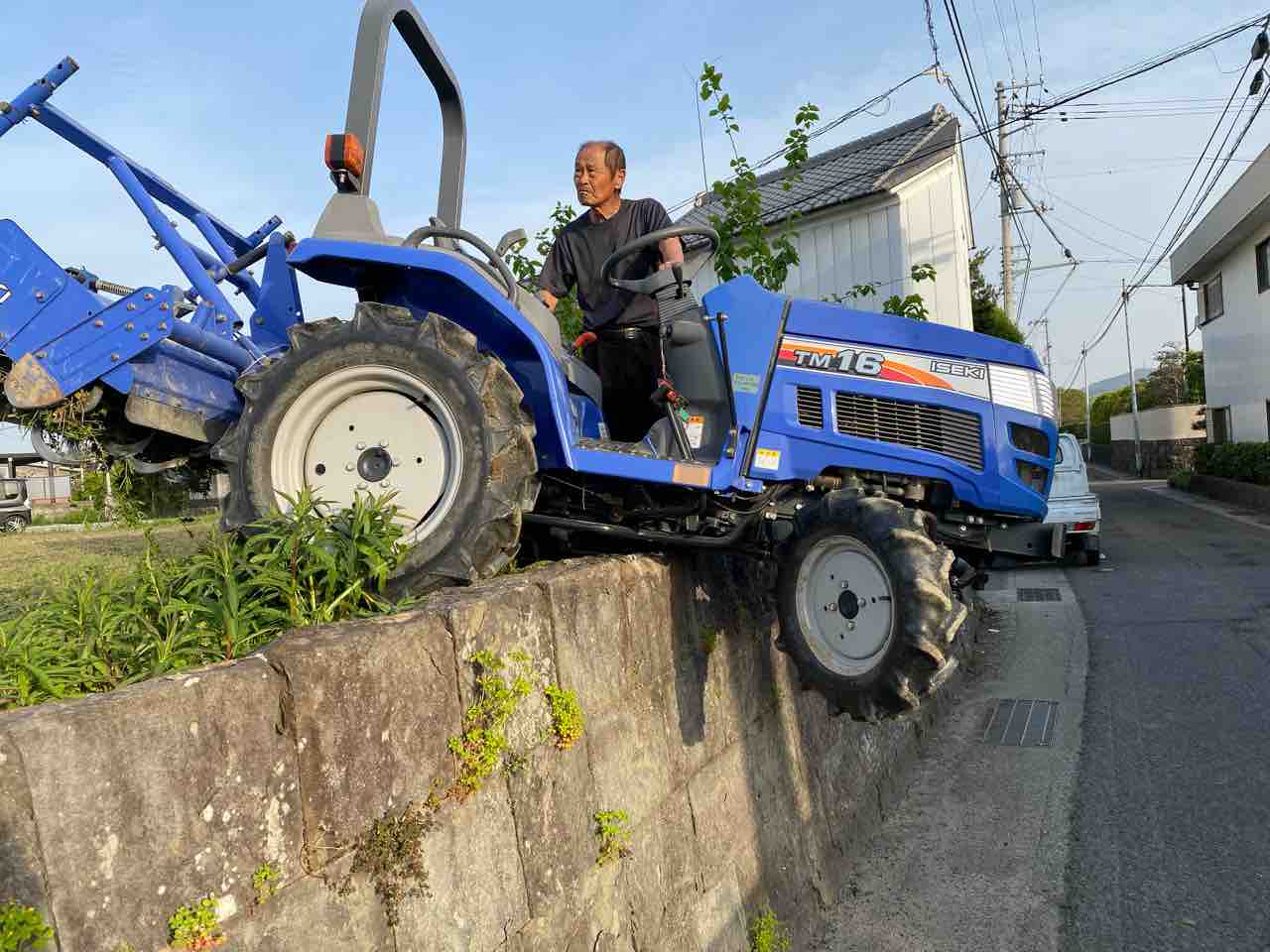 トラックター危機一髪 : 体験工房 じゃが・丸