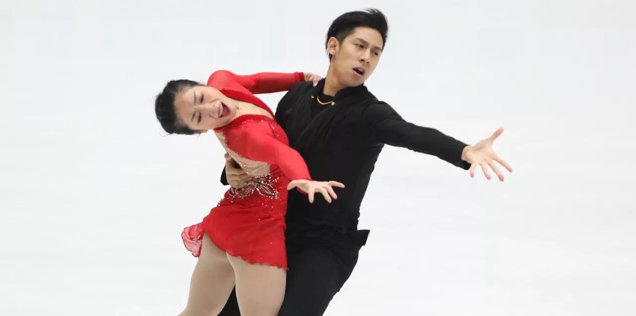 中国杯17 ペアfs これぞ中国人のトゥーランドット スイハンが歴代4位スコアで圧倒的優勝 実況まとめ スケ速 中国杯17 ペアfs これぞ中国人のトゥーランドット スイハンが歴代4位スコアで圧倒的優勝 実況まとめ スケ速