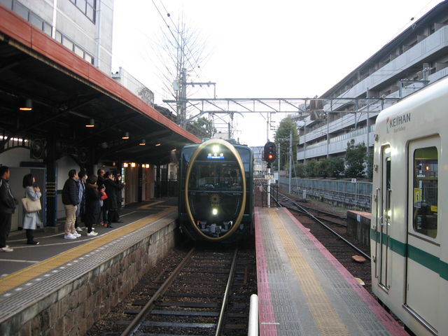 叡山電鉄の新しい観光電車「ひえい」号に乗ってみました : SKE48と