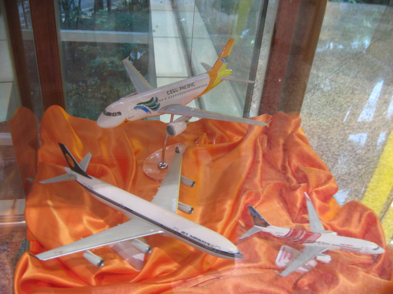 クアラルンプール国際空港に展示されていた珍しいモデルプレーンたち Ske48とエアバスa380超絶推し男のblog