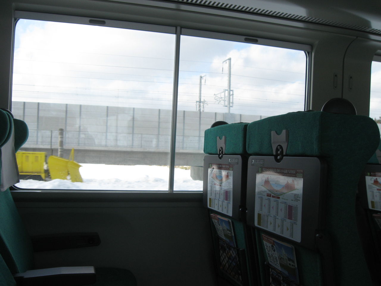 逢いたい気持ち 14年2月 北海道新幹線開業前の木古内駅と特急 スーパー白鳥19号 乗車記 木古内 函館 Ske48とエアバスa380超絶推し男のblog