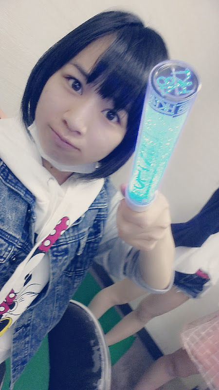 青木詩織