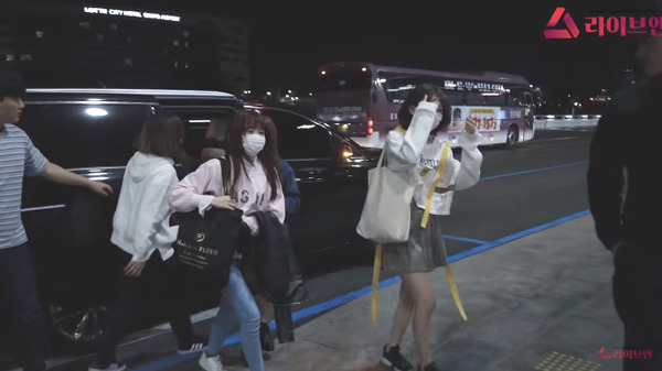 bandicam 2018-10-20 00-06-00-945