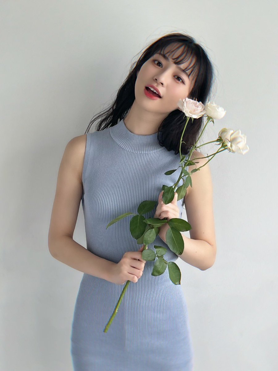 ノイミー] なんかちゃんのFRIDAY表紙＆グラビアに反響…【冨田菜々風