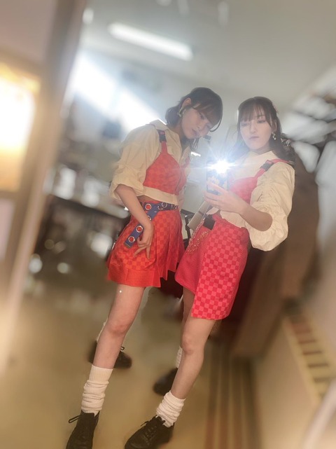 akB200004
