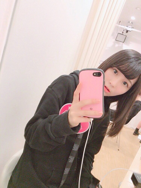 Dgsu--_U0AAgJM2