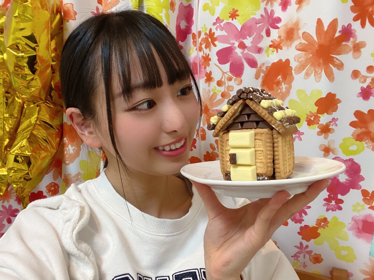 イコラブ しょこちゃんのお菓子の家を作る配信 瀧脇笙古 イコラブ プレス イコラブまとめ