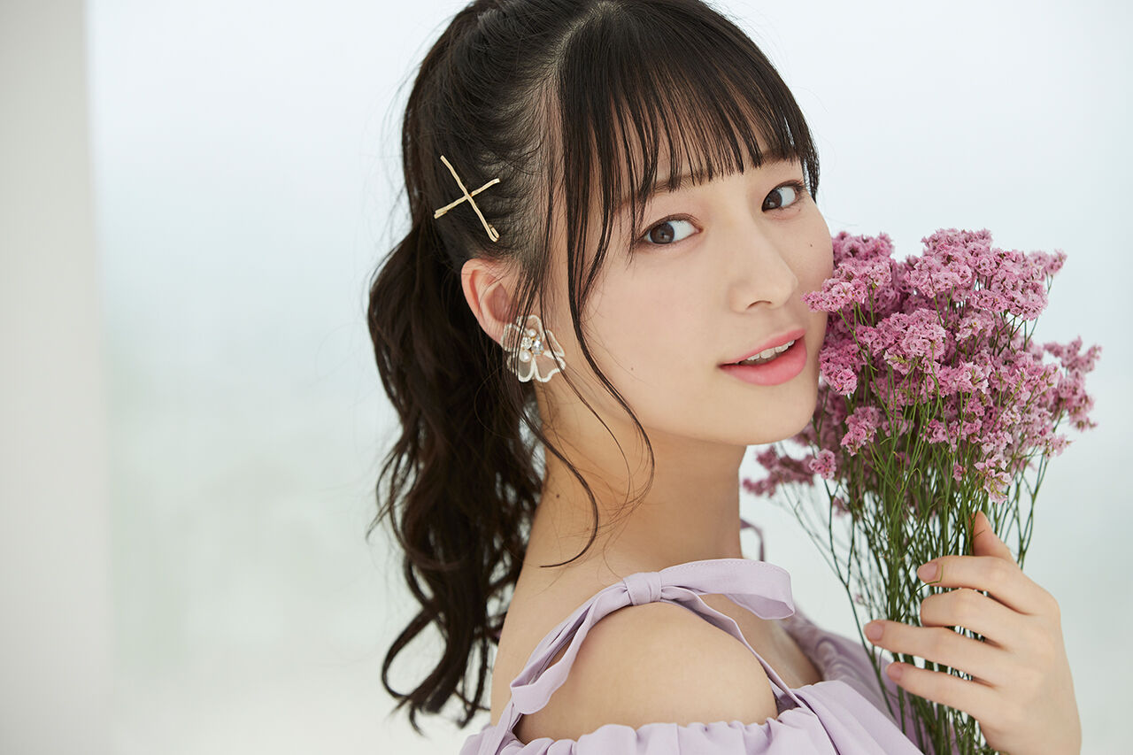 ノイミー] HUSTLE PRESS「≠ME（ノットイコールミー）連載 私服でポン