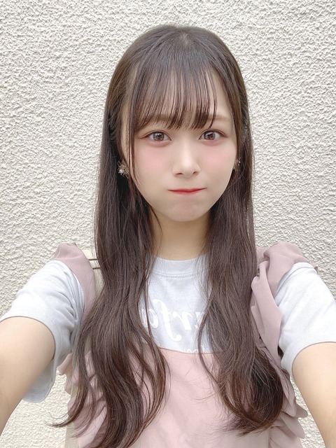 EfDrpjKU4AAkL5N