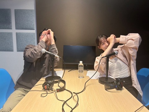 HIj-fWnbEAAKOFb