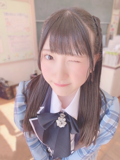 akB500011