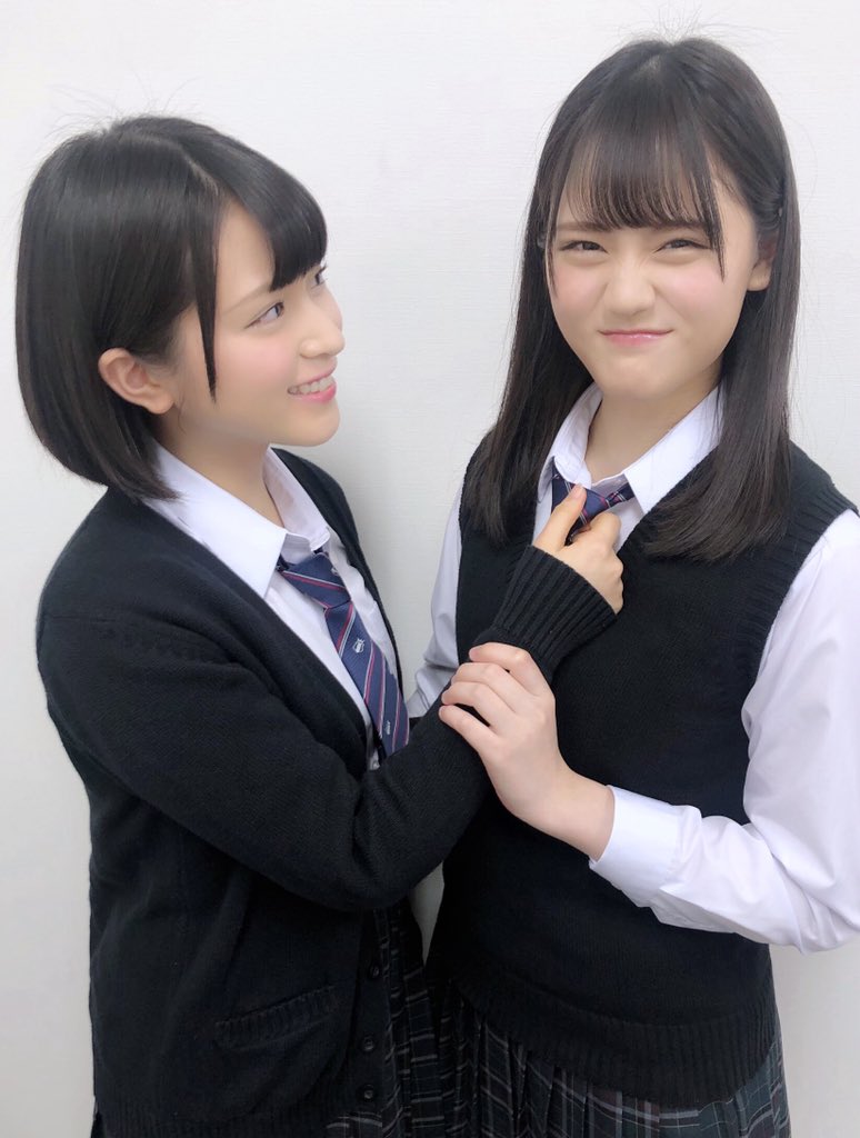 ＝LOVE イコラブ　佐々木舞香　野口衣織　髙松瞳　赤背景2 生写真　1枚 LOVE イコラブ 生写真 赤背景2 野口衣織 佐々木舞香 髙松瞳