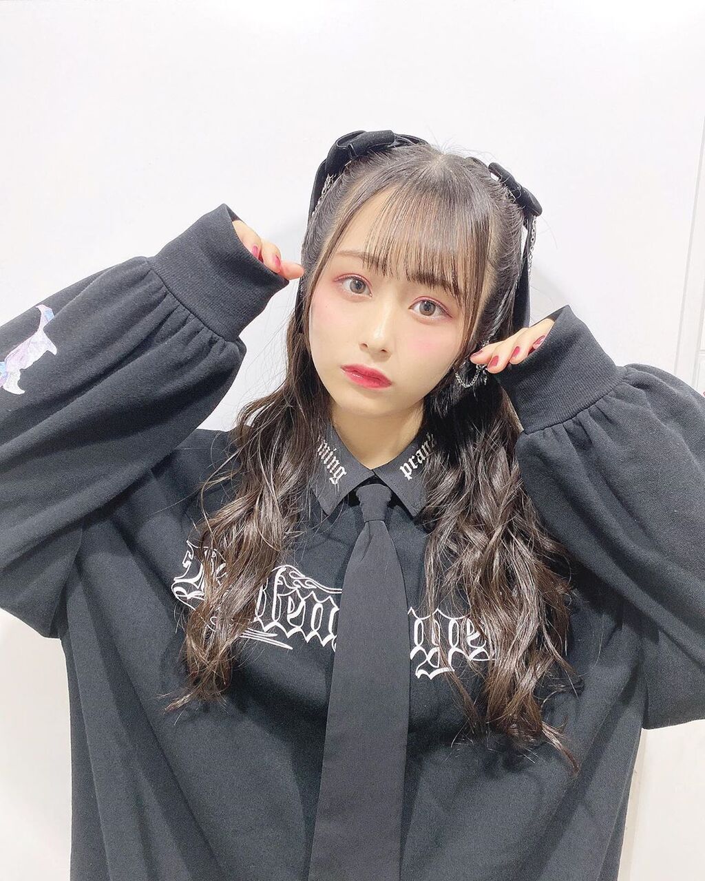 ノイミー] 尾木波菜「（Jamie エーエヌケー）撮影のオフショット