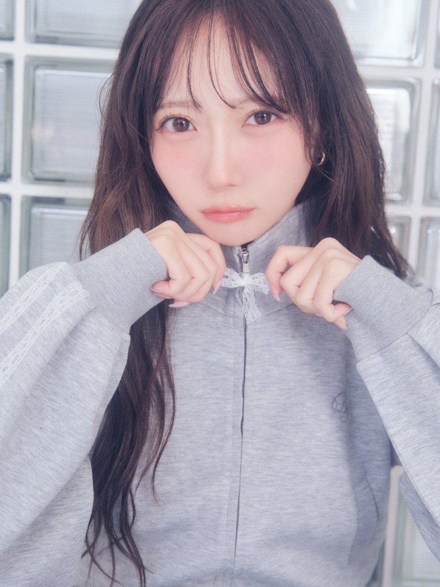 ノイミー] 「dazzlin」×「谷崎早耶」コラボアイテムが公式Webストア
