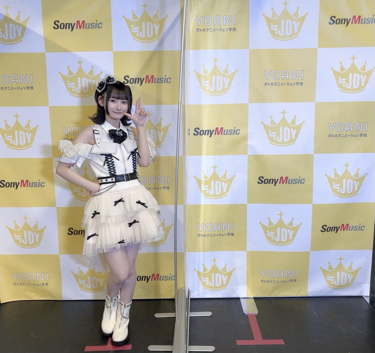 ニアジョイ] （体育館ディスコ＆初恋シンデレラ）個別撮影会・お渡し会