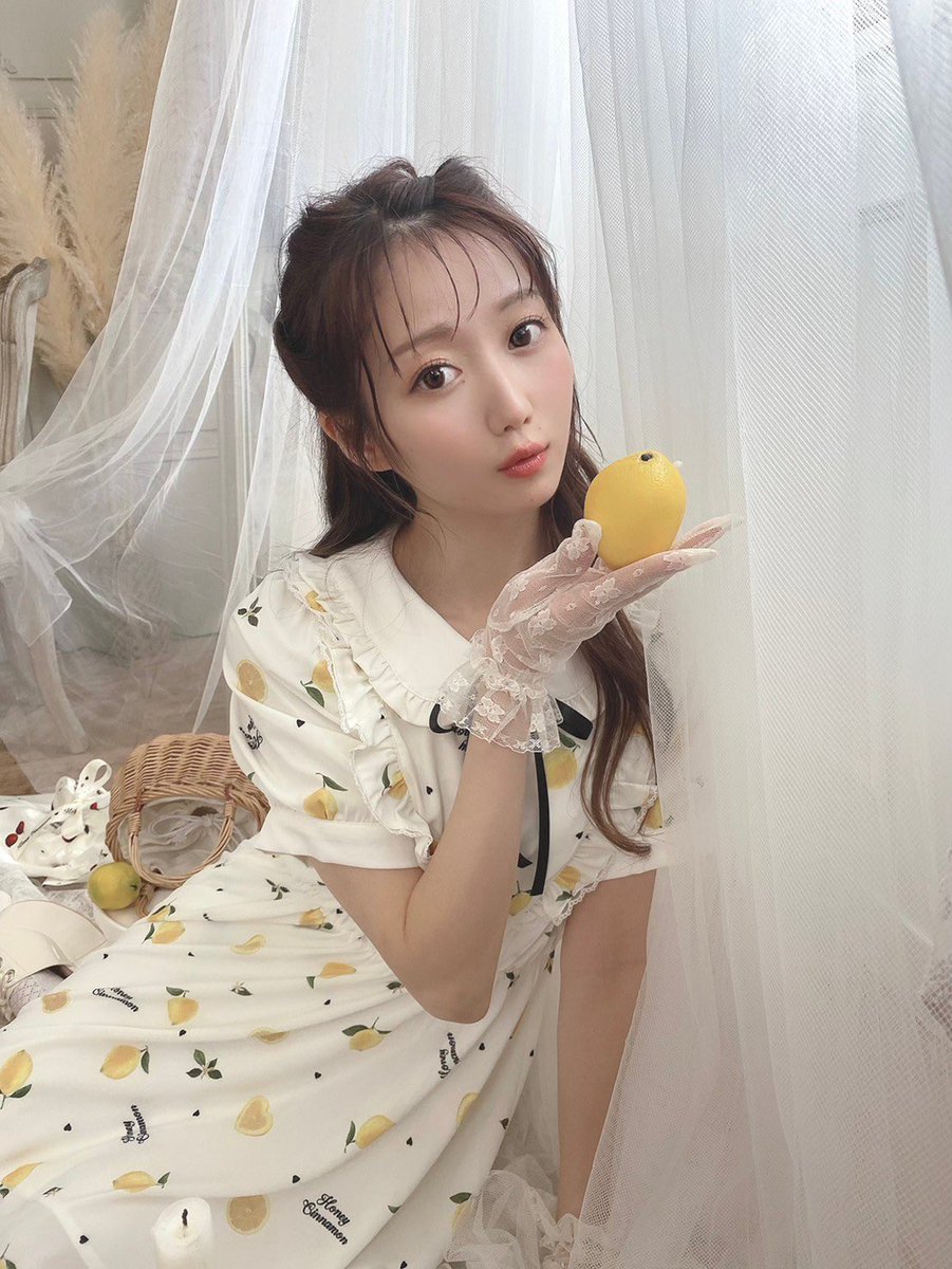 お待たせ! イコラブ] 大谷映美里×ハニーシナモン『 2021夏コレクションの アイドル