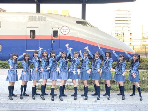 akB500004