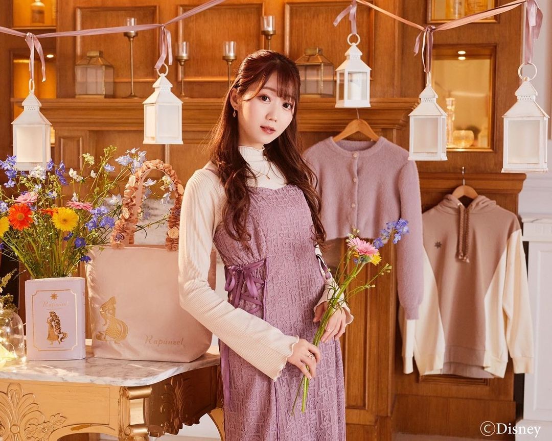 イコラブ] 大谷映美里『（本日発売）第1弾のトートバッグとポーチ