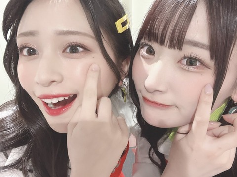 akB700015