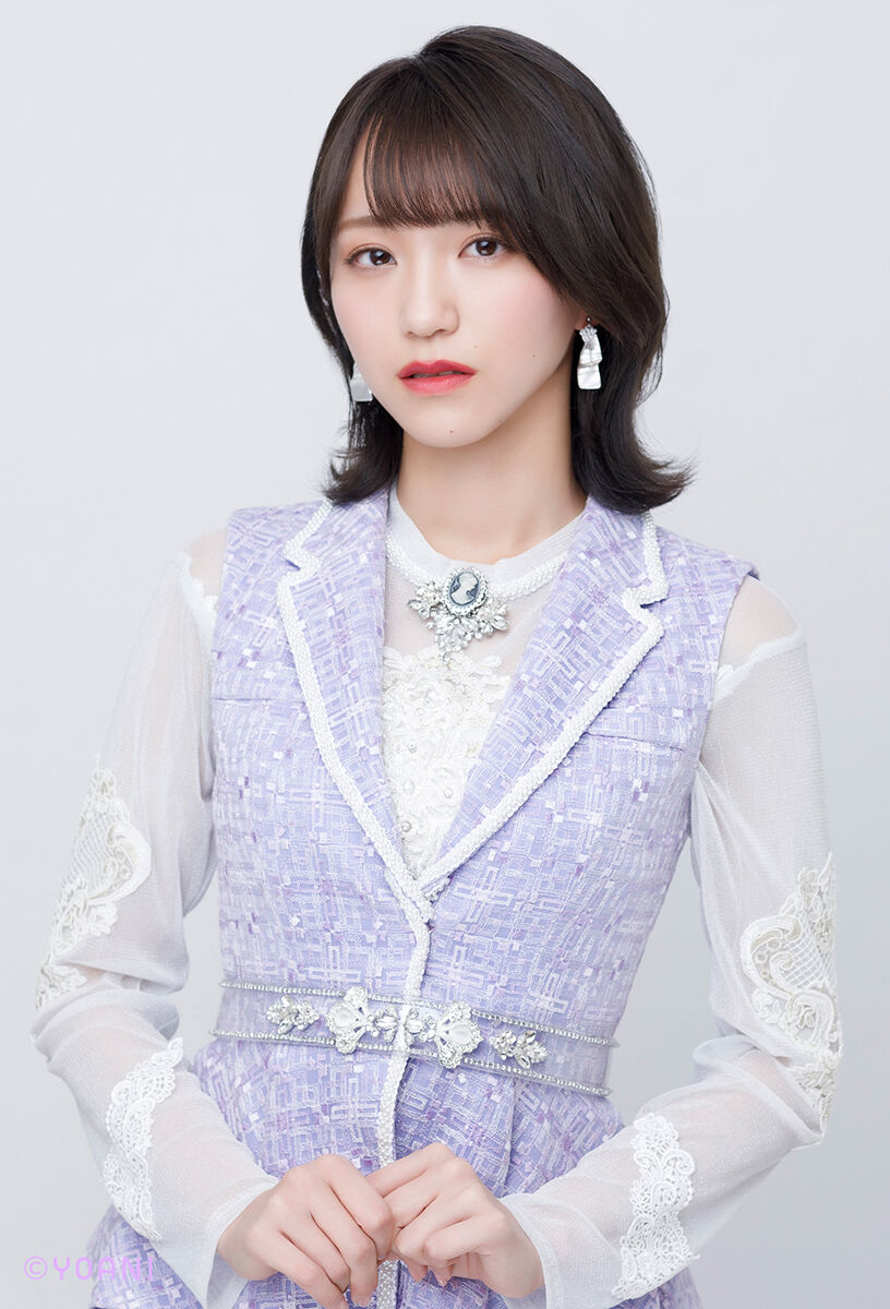 LOVE イコラブ 野口衣織 等身大タペストリー DMM 24時間価格 イコラブ